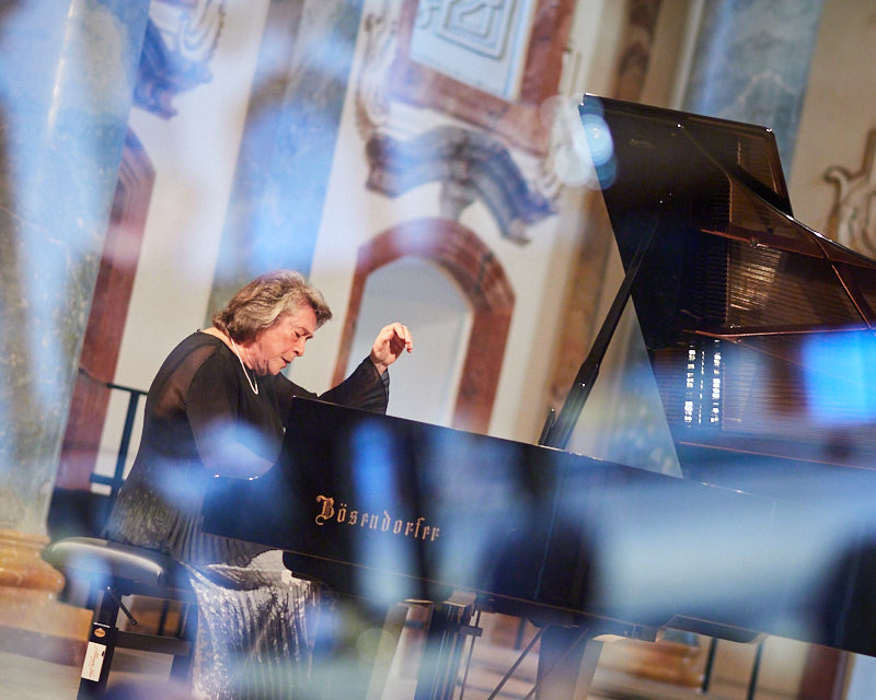 Con passione . Allegro Vivo