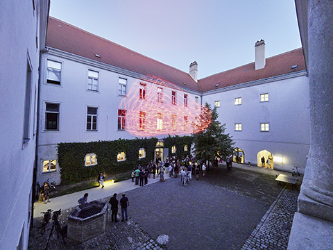 Allegro Vivo. »Fantasiestücke«